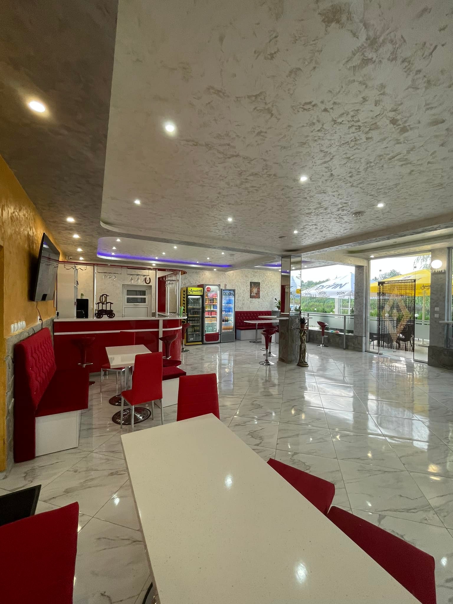 Посетете нашия ресторант със семейството си.